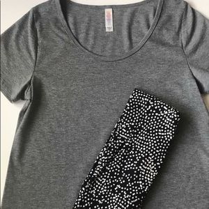 Xs Classic Tee/ OS Leggings